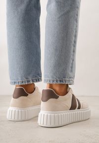 Born2be - Beżowe Sneakersy na Grubej Podeszwie z Tłoczeniem i Ozdobnymi Paskami Ralis. Okazja: na co dzień. Zapięcie: pasek. Kolor: beżowy. Materiał: jeans, dresówka #9