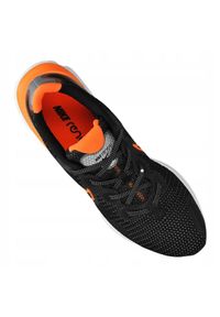 Buty Nike Renew Run M CK6357-001 czarne. Okazja: na co dzień. Kolor: czarny. Materiał: tkanina, syntetyk, materiał, guma. Szerokość cholewki: normalna. Sezon: lato. Sport: bieganie #7