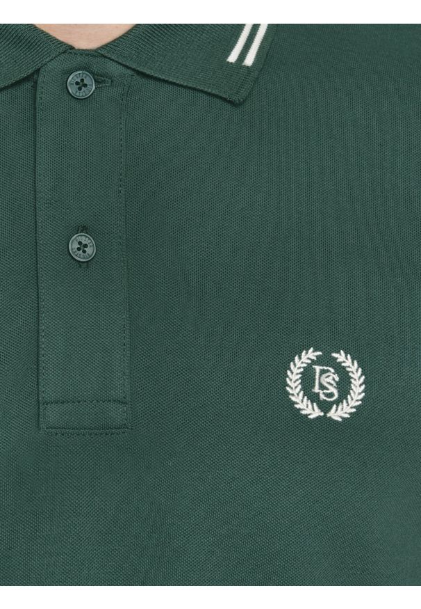 Big-Star - Koszulka męska polo zielona Poller 304. Okazja: na co dzień. Typ kołnierza: polo. Kolor: zielony. Materiał: materiał, dzianina. Wzór: haft. Styl: elegancki, klasyczny, casual