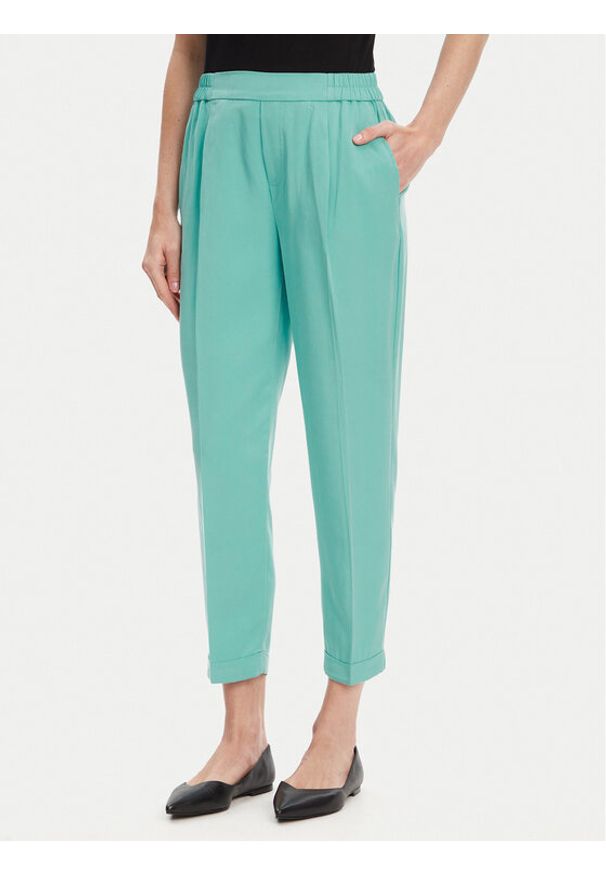 United Colors of Benetton - United Colors Of Benetton Spodnie materiałowe 4Y09DF079 Zielony Regular Fit. Kolor: zielony. Materiał: lyocell