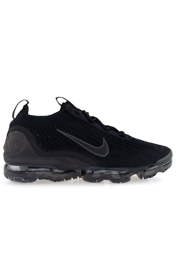 Buty Nike VaporMax 2021 FK DH4084-001 - czarne. Okazja: na co dzień. Kolor: czarny. Materiał: materiał, syntetyk. Szerokość cholewki: normalna. Wzór: aplikacja. Sport: turystyka piesza