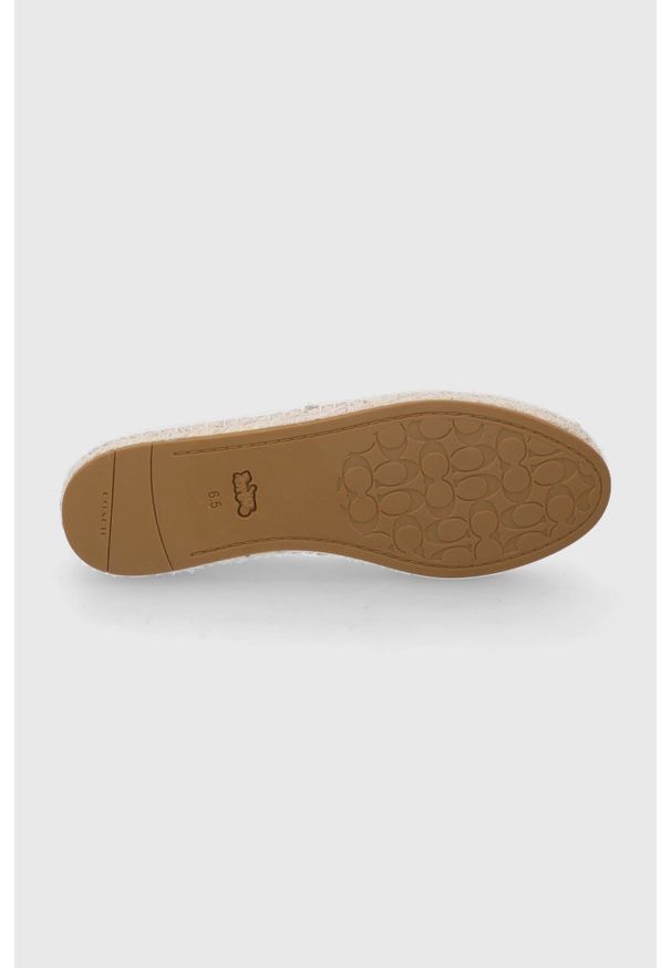 Coach espadryle skórzane Carley Leather. Kolor: beżowy. Materiał: skóra. Obcas: na obcasie. Wysokość obcasa: niski