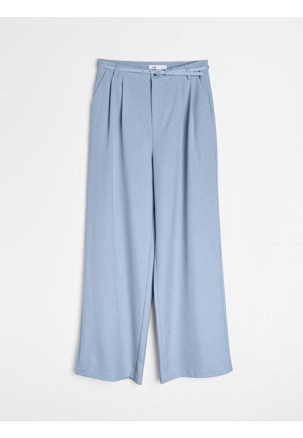 Sinsay - Spodnie wide leg z paskiem - błękitny. Kolor: niebieski