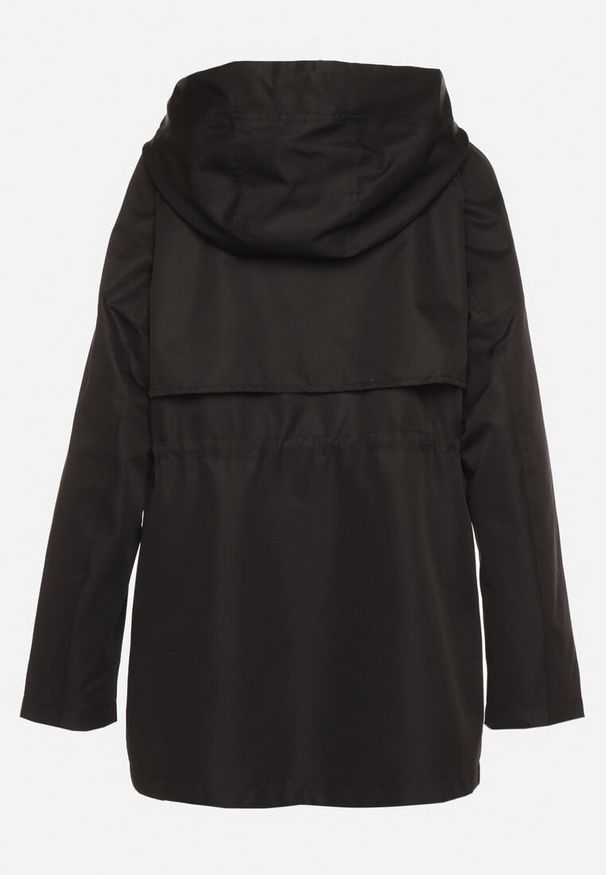 Born2be - Czarna Klasyczna Kurtka Parka z Kapturem i Ściągaczem w Pasie Cinelle. Okazja: na co dzień. Typ kołnierza: kaptur. Kolor: czarny. Materiał: skóra, jeans. Styl: klasyczny