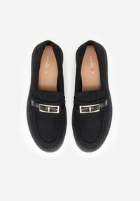 Born2be - Czarne Mokasyny Ozdobione Klamrą Wildbluff. Okazja: do pracy, na spotkanie biznesowe. Zapięcie: klamry. Kolor: czarny. Materiał: jeans. Wzór: aplikacja. Styl: biznesowy #7