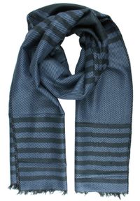 Lekki Szalik Wiosenno-Jesienny - Teer - Niebieski w Pasy. Okazja: na spacer. Kolor: niebieski. Materiał: poliester, wiskoza. Wzór: prążki, paski. Sezon: wiosna, jesień. Styl: elegancki #1
