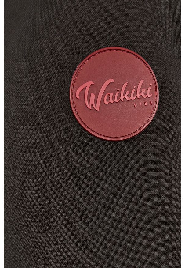 Waikiki Vibe - Bluza. Okazja: na co dzień. Kolor: czarny. Styl: casual