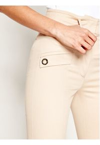 Patrizia Pepe Spodnie materiałowe 2P1235/A7C9-B693 Beżowy Regular Fit. Kolor: beżowy. Materiał: materiał, bawełna