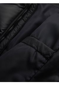 Ombre Clothing - Nowoczesna pikowana kurtka męska z łączonych materiałów – czarna V1 - Rozmiar: XL. Typ kołnierza: kołnierzyk stójkowy. Kolor: czarny. Materiał: materiał. Długość: długie #10