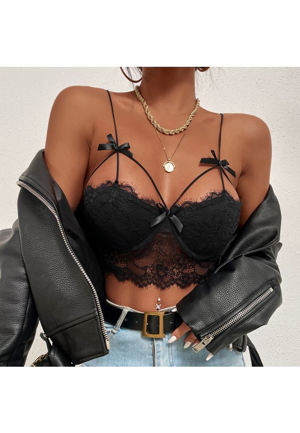 Intica - Biustonosz koronkowy bez fiszbin z kokardkami Hayriye. Kolor: różowy. Materiał: koronka. Wzór: koronka