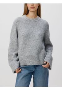 Reserved - Sweter z domieszką wełny - szary. Kolor: szary. Materiał: wełna