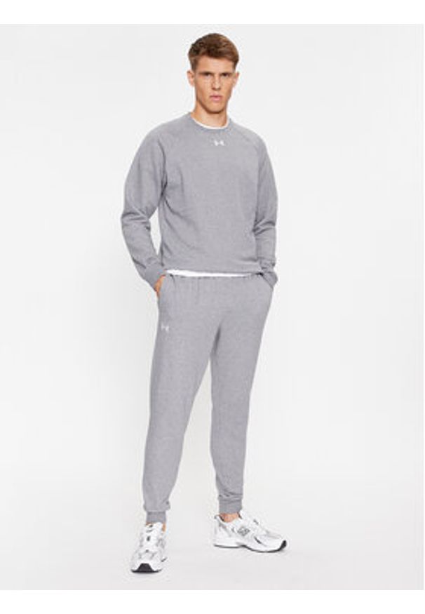 Under Armour Spodnie dresowe Ua Rival Fleece Joggers 1379774 Szary Loose Fit. Kolor: szary. Materiał: bawełna, dresówka