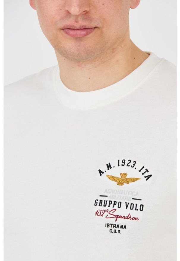 Aeronautica Militare - AERONAUTICA MILITARE Biały t-shirt Short Sleeve. Kolor: biały