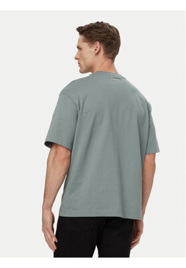 Calvin Klein Jeans T-Shirt LV04RE827G Szary Regular Fit. Kolor: szary. Materiał: bawełna