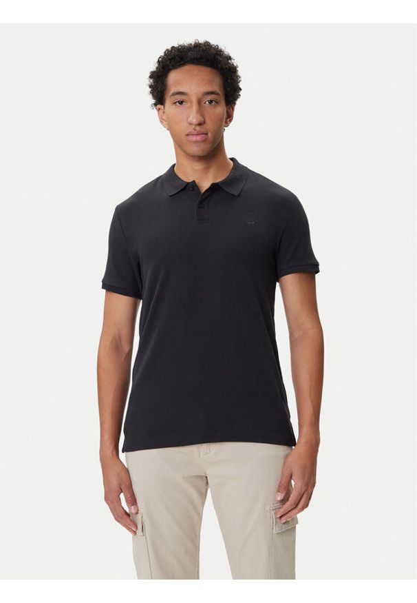 Mustang Polo Pierre 1016880 Czarny Slim Fit. Typ kołnierza: polo. Kolor: czarny. Materiał: bawełna