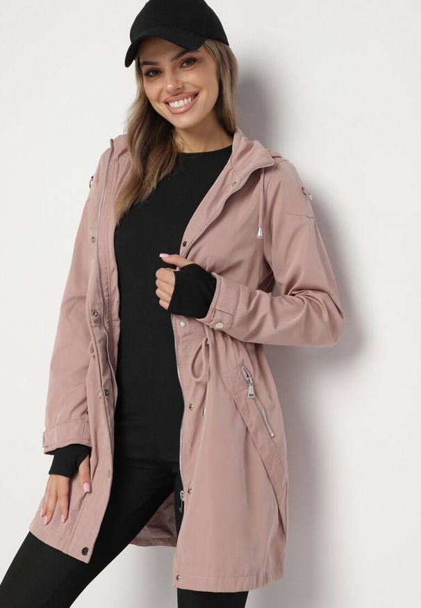 Born2be - Różowa Kurtka Parka z Odpinanym Kapturem i Troczkami w Talii Fesslora. Okazja: na spacer, na co dzień. Kolor: różowy. Materiał: jeans, wełna. Długość: długie. Styl: elegancki, casual