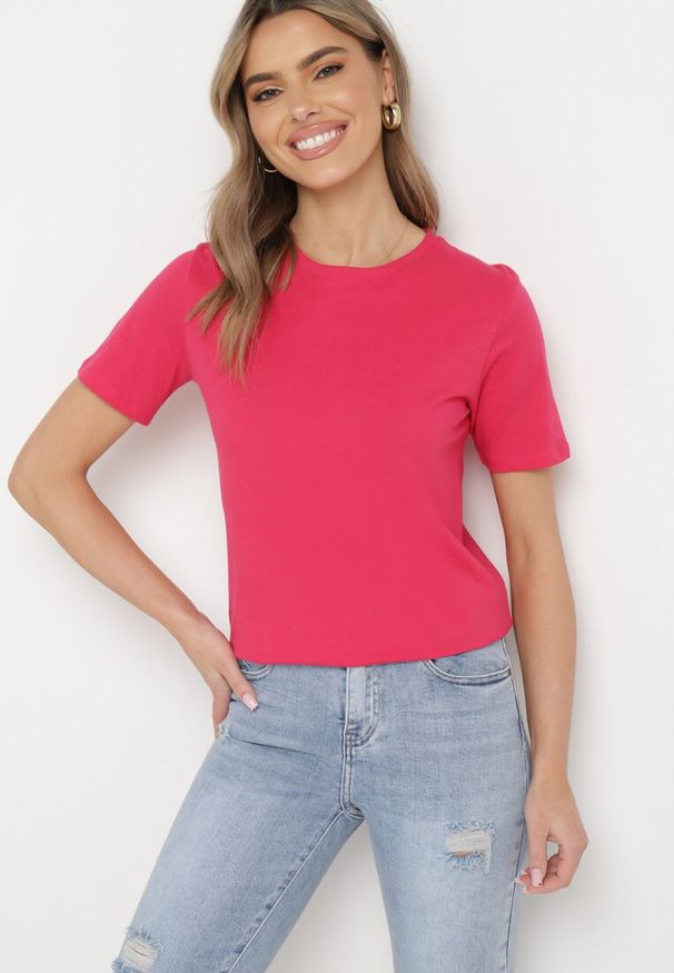 Born2be - Różowy Bawełniany T-shirt o Klasycznym Fasonie Hebea. Kolor: różowy. Materiał: bawełna. Styl: klasyczny