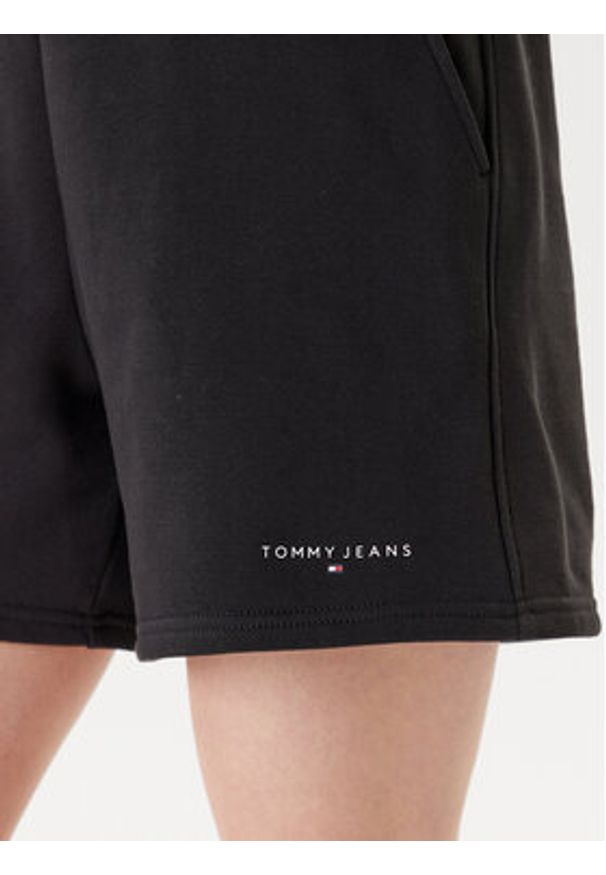 Tommy Jeans Szorty sportowe Linear DW0DW21152 Czarny Relaxed Fit. Kolor: czarny. Materiał: bawełna