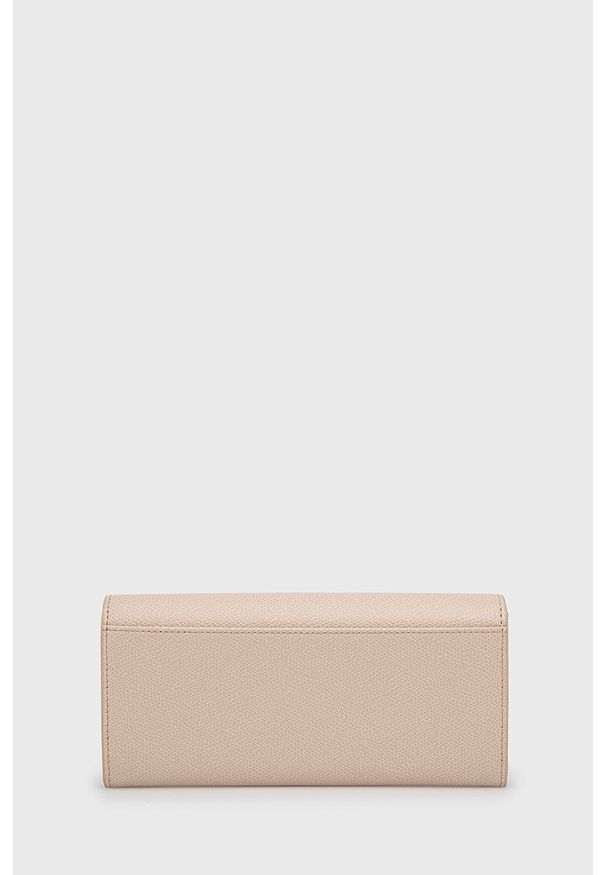 Furla portfel skórzany damski kolor beżowy. Kolor: beżowy. Materiał: skóra. Wzór: gładki