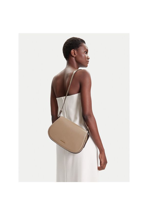 Torebka MICHAEL Michael Kors. Kolor: beżowy