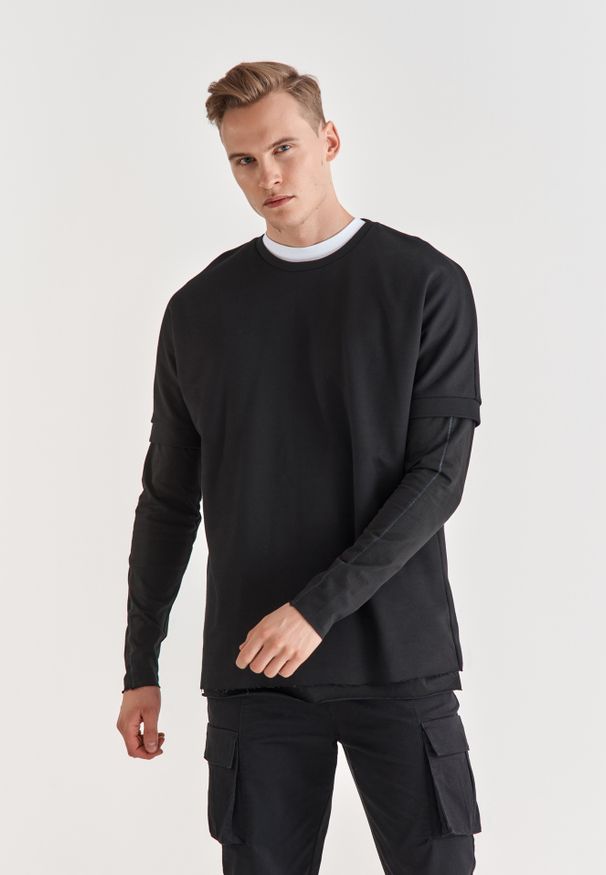 Pako Lorente - CZARNA BLUZA M21WF-2B-003-C. Okazja: na co dzień. Kolor: czarny. Materiał: bawełna, dresówka, poliester. Wzór: gładki. Styl: casual