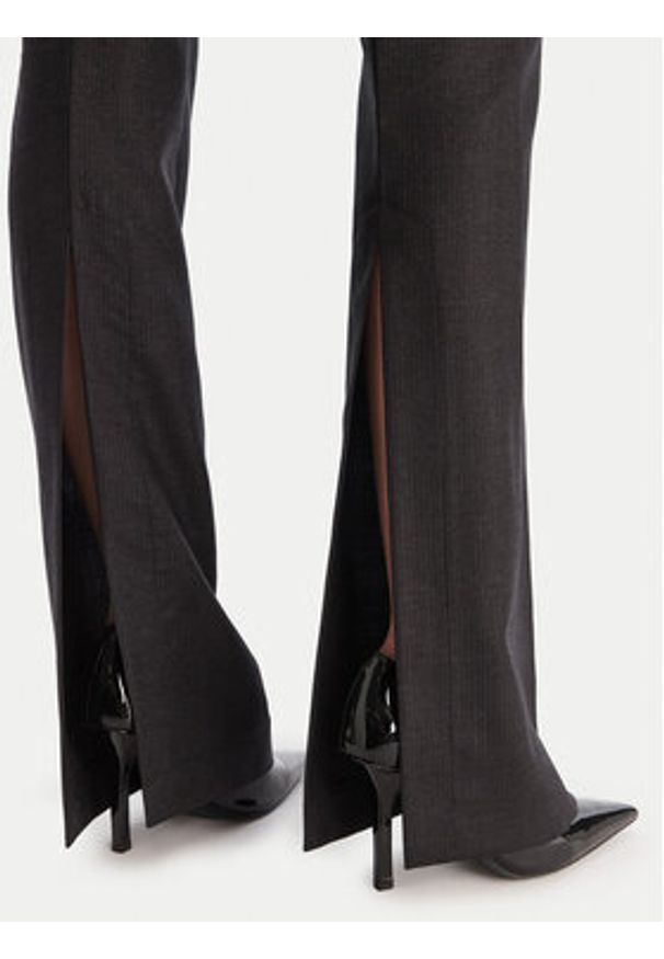 Pinko - PINKO Spodnie materiałowe Aguenda 106124 A305 Czarny Regular Fit. Kolor: czarny. Materiał: wełna