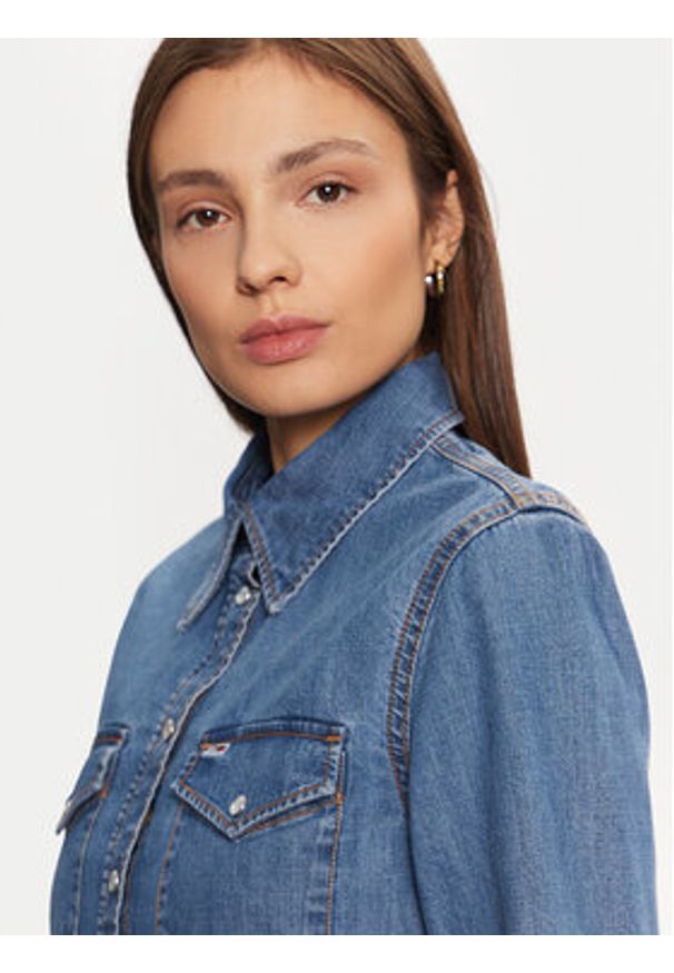 Tommy Jeans Sukienka jeansowa Western DW0DW19853 Niebieski Regular Fit. Kolor: niebieski. Materiał: lyocell, bawełna
