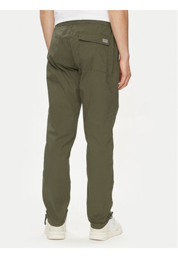 Pepe Jeans Spodnie materiałowe Parachute Pant PM211685 Khaki Regular Fit. Kolor: brązowy. Materiał: bawełna