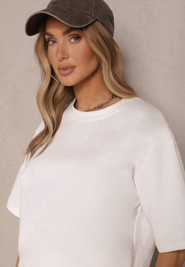 Renee - Biały Basicowy T-shirt z Bawełny Meranissea. Okazja: na spotkanie biznesowe, do pracy, na co dzień. Kolor: biały. Materiał: bawełna. Wzór: bez wzorów, aplikacja. Styl: elegancki, biznesowy, klasyczny, casual