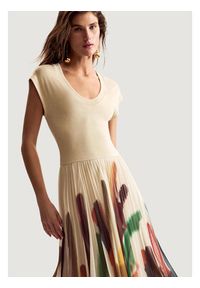 Desigual Sukienka codzienna VEST_BRUSHES_LACROIX Beżowy Egg Fit. Okazja: na co dzień. Kolor: beżowy. Typ sukienki: proste. Styl: casual #3
