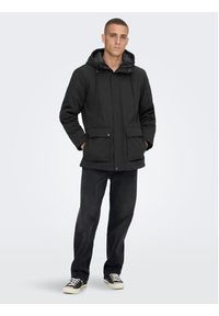 Only & Sons Parka Jayden 22022654 Czarny Regular Fit. Kolor: czarny. Materiał: syntetyk