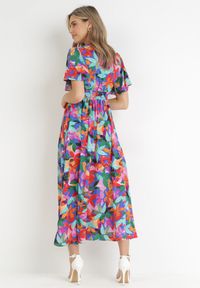 Born2be - Różowo-Niebieska Rozkloszowana Sukienka Maxi w Kwiatowy Print Ilviza. Kolor: różowy. Wzór: nadruk, kwiaty. Długość: maxi #4
