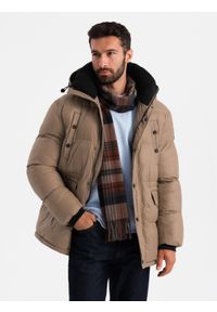 Ombre Clothing - Długa męska kurtka puffer z zapinanymi kieszeniami – brązowa V2 - Rozmiar: XXL. Kolor: brązowy. Materiał: poliester, materiał, polar, syntetyk, nylon. Długość: długie. Wzór: aplikacja #8