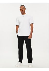 Calvin Klein T-Shirt Nano Logo K10K112487 Biały Regular Fit. Kolor: biały. Materiał: bawełna #3