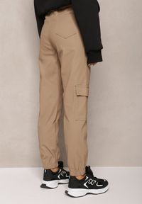 Renee - Beżowe Spodnie Bojówki High Waist ze Ściągaczami Serenzo. Stan: podwyższony. Kolor: beżowy. Styl: elegancki #3