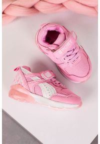 Casu - Różowe buty sportowe na rzep casu 8828. Zapięcie: rzepy. Kolor: różowy #2