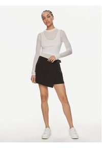 Calvin Klein Jeans Bluzka J20J223323 Biały Slim Fit. Kolor: biały. Materiał: wiskoza #5