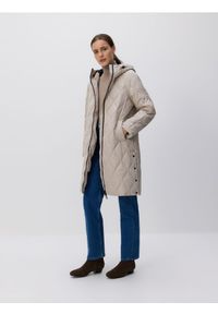 Reserved - Pikowana kurtka - beżowy. Kolor: beżowy. Materiał: tkanina