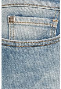 Guess Jeans - Szorty jeansowe. Okazja: na co dzień. Kolor: niebieski. Materiał: jeans. Wzór: gładki. Styl: casual #2