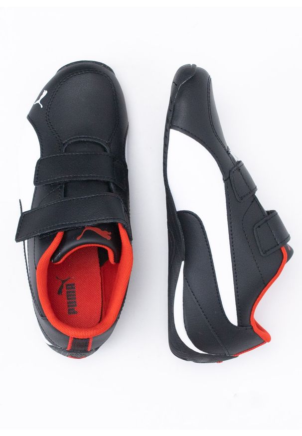 Sneakersy dziecięce czarne Puma Drift Cat 5 V PS. Okazja: na uczelnię. Kolor: czarny. Materiał: skóra ekologiczna, guma. Szerokość cholewki: normalna. Wzór: aplikacja