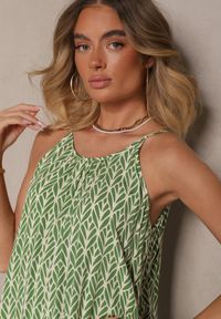 Renee - Zielona Sukienka z Bawełny Ozdobiona Geometrycznym Motywem Nilavionea. Kolor: zielony. Materiał: bawełna. Długość rękawa: na ramiączkach. Wzór: geometria, aplikacja. Sezon: wiosna, lato. Styl: elegancki #3