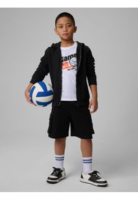 4f - 4F T-shirt regular z nadrukiem chłopięcy - biały 152 (11-12 lat). Okazja: na co dzień, na uczelnię. Kolor: biały. Materiał: dzianina, bawełna, skóra, materiał. Wzór: nadruk. Sezon: lato. Styl: casual #2