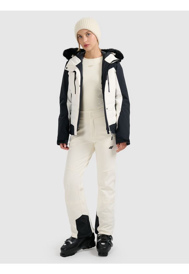 4f - 4F Kurtka narciarska membrana 10000 damska - biała M. Kolor: biały. Materiał: futro, poliester, skóra, materiał. Wzór: gładki. Sezon: zima