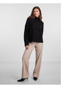 YAS Golf 26030703 Czarny Loose Fit. Typ kołnierza: golf. Kolor: czarny. Materiał: syntetyk #6