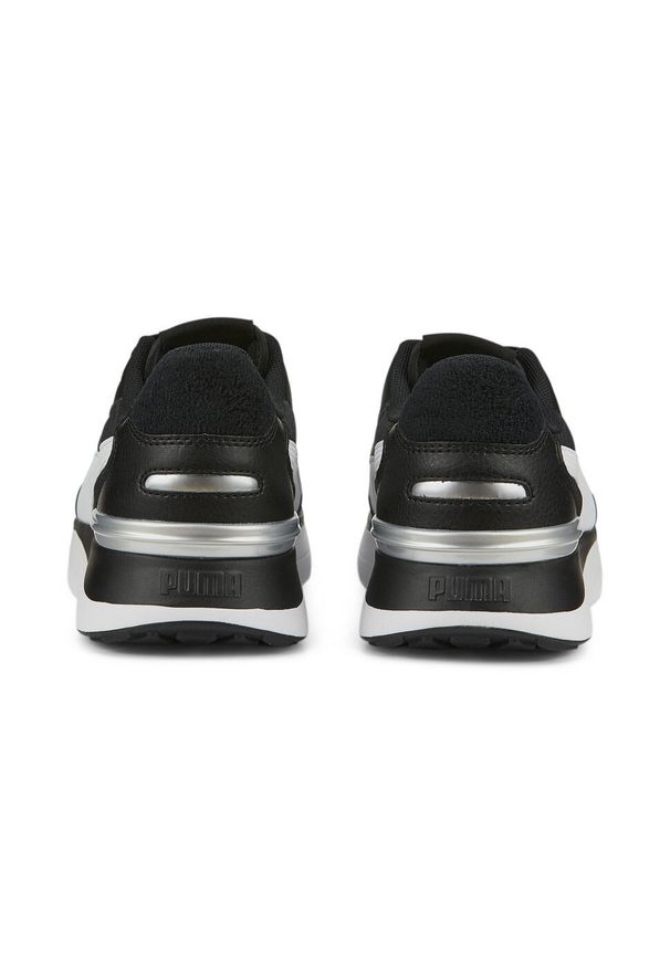 Buty do chodzenia dla dzieci Puma R78 Voyage Soft JR. Zapięcie: sznurówki. Kolor: czarny, biały, wielokolorowy. Materiał: materiał, syntetyk, tkanina, guma. Szerokość cholewki: normalna. Sport: turystyka piesza