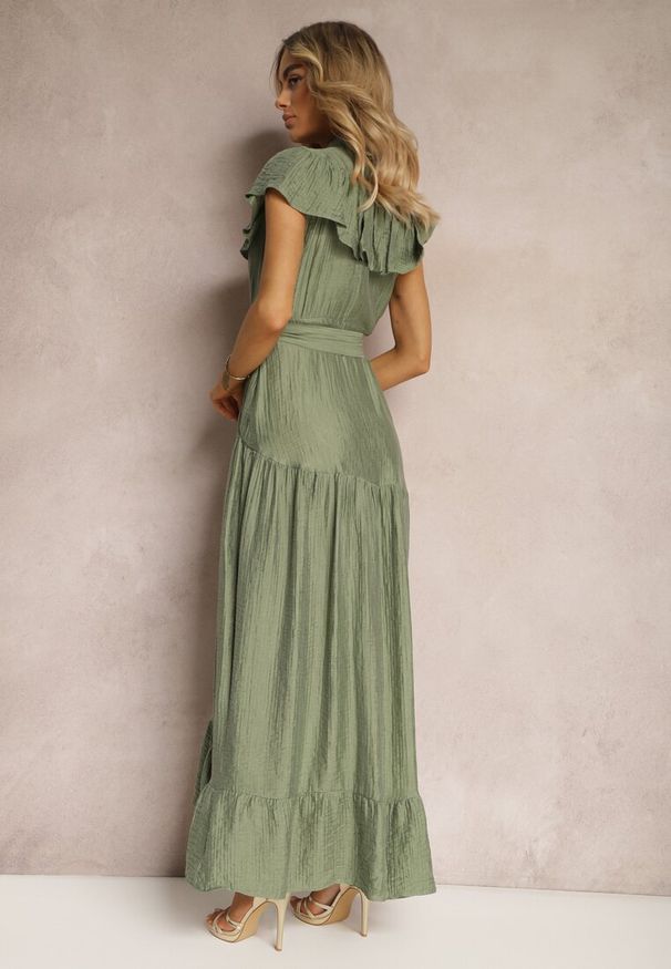 Renee - Zielona Sukienka z Materiałowym Paskiem i Wiskozą Wykończona Guzikami i Falbanką Hanesi. Okazja: na co dzień. Kolor: zielony. Materiał: materiał, wiskoza. Styl: elegancki, casual