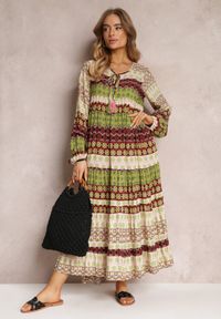 Renee - Zielono-Beżowa Rozkloszowana Sukienka Boho z Wiązaniem Przy Dekolcie Haema. Kolor: zielony. Sezon: lato, wiosna. Styl: boho. Długość: maxi #3