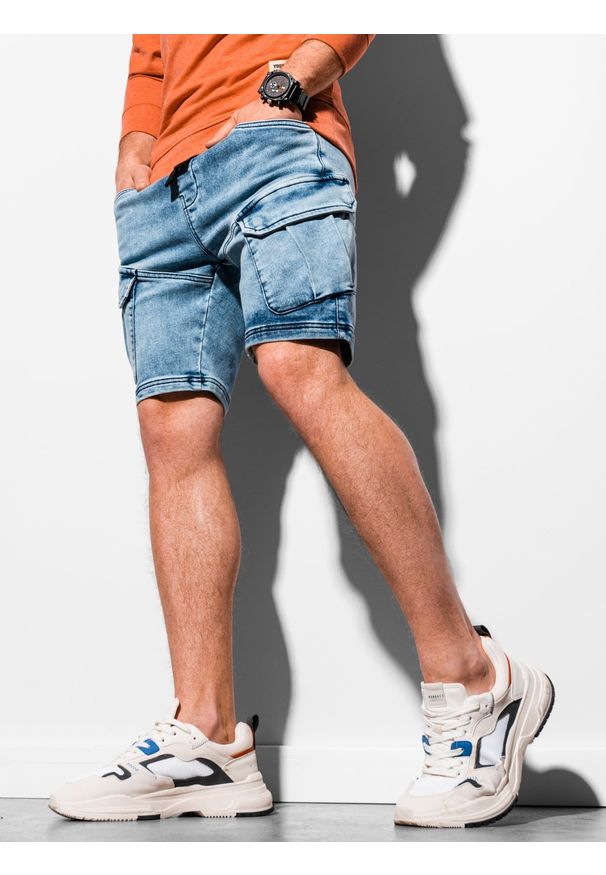 Ombre Clothing - Krótkie spodenki męskie jeansowe W220 - jasny jeans - XXL. Okazja: na co dzień. Materiał: jeans. Długość: krótkie. Sezon: wiosna, lato. Styl: casual