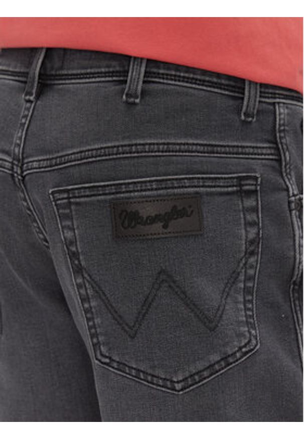 Wrangler Szorty jeansowe Texas 112364833 Szary Regular Fit. Kolor: szary. Materiał: bawełna
