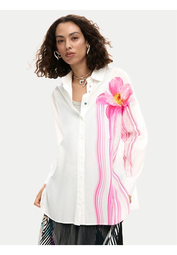 Desigual Koszula Gloss 26SWCW18 Biały Regular Fit. Kolor: biały. Materiał: bawełna